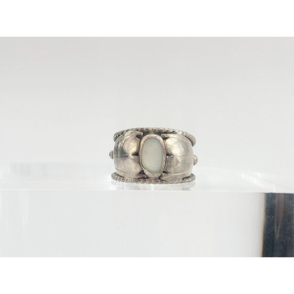 Mother of Pearl Accented Rope Framed 925 Sterling Silver Vintage Ring - sz 7.75 - Picture 12 of 12
